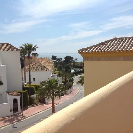 Apartment 2 Bed Penthouse, Rooftop Terrace, Panoramic Views *