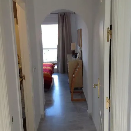 Apartment 2 Bed Penthouse, Rooftop Terrace, Panoramic Views Mijas